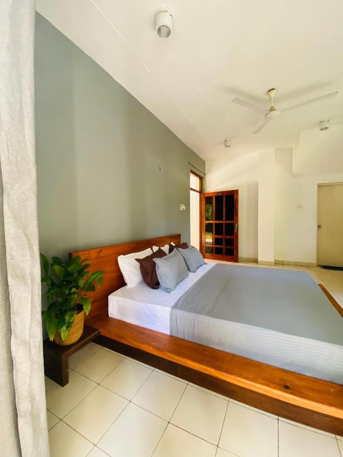 Surf N Spice - Hiriketiya Hotell Dikwella Exteriör bild